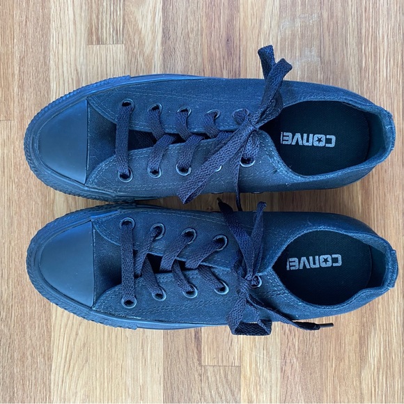 Converse Shoes - Picture 1 of 7